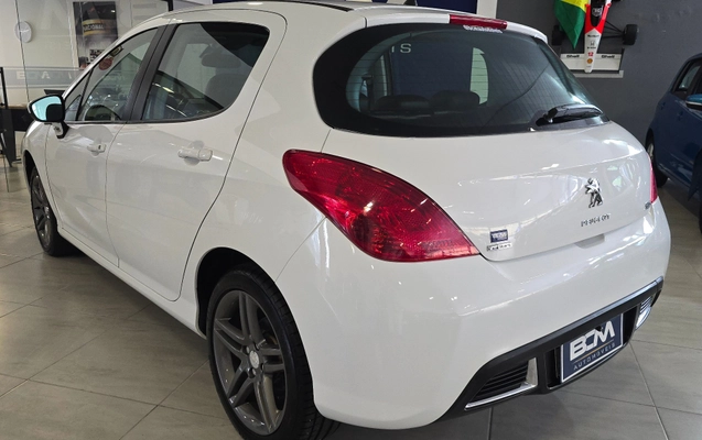 imagem-https://www.socarrao.com.br/sc-vehicle-images-prod/2637954/1789398994456-326963d33c9a4f42a866ac6ad90d2eae_1784069596129.jpg