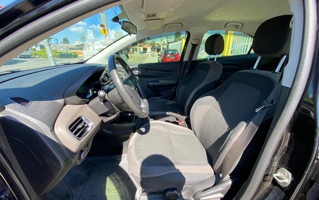imagem-https://www.socarrao.com.br/sc-vehicle-images-prod/26398/1775507336890-MTIuanBlZw.jpeg