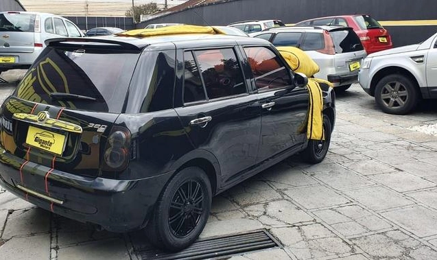 imagem-https://www.socarrao.com.br/sc-vehicle-images-prod/26437/1777032814569-6615353_0_B_2d2a7db4e9.jpeg