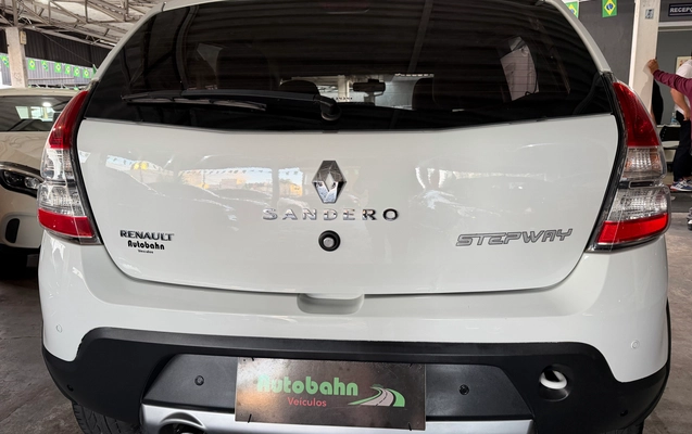 imagem-https://www.socarrao.com.br/sc-vehicle-images-prod/2644093/1784082383882-4c57ea4f-65d3-4b51-878d-fe4499afaac9.jpg