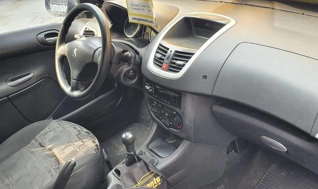 imagem-https://www.socarrao.com.br/sc-vehicle-images-prod/26474/1786450948411-6358198_0_B_572236c828.jpeg