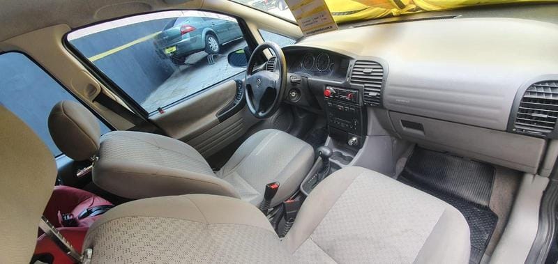 imagem-https://www.socarrao.com.br/sc-vehicle-images-prod/26479/1769988424446-7202698OR_1767638436_87_520.jpg