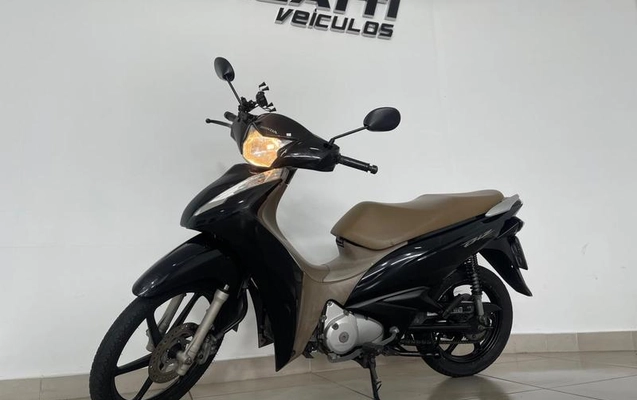 imagem-https://www.socarrao.com.br/sc-vehicle-images-prod/26498/1770380125047-7137537_0_B_f1801707bc.jpeg