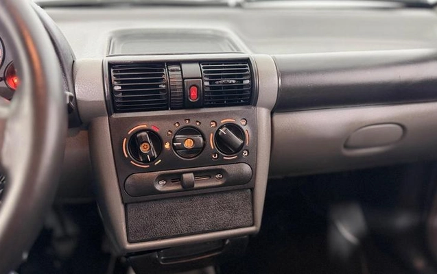 imagem-https://www.socarrao.com.br/sc-vehicle-images-prod/26537/1788466046436-7612942_12_B_eedf861806.jpeg