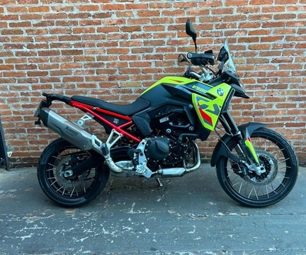 BMW F 900 GS 2025 Amarelo — foto 1 de 3
