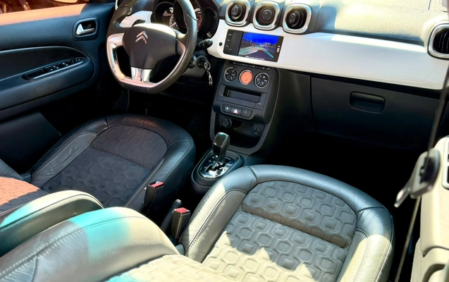 imagem-https://www.socarrao.com.br/sc-vehicle-images-prod/2654409/1784122671516-003_fad6d6bb2a241dcb1c3df6f2a23ab732.jpeg