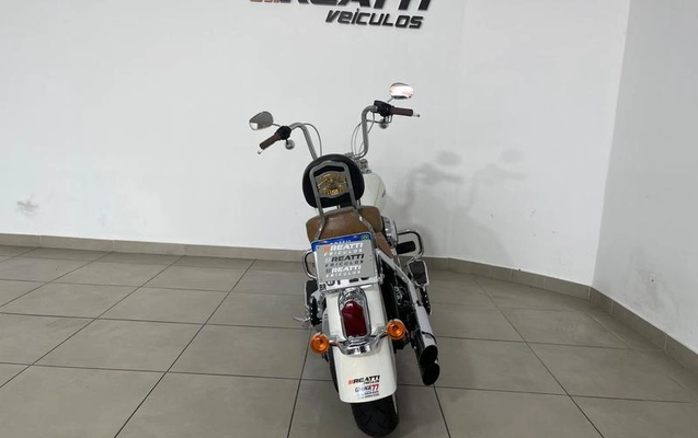 imagem-https://www.socarrao.com.br/sc-vehicle-images-prod/26547/1788466252071-7621391_7_B_6ac5d58935.jpeg