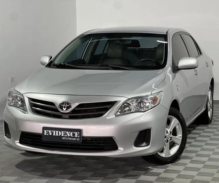 Toyota Corolla 2014 Prata — foto 1 de 3