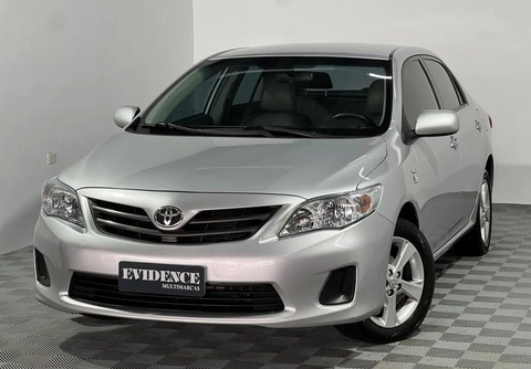 Toyota Corolla 2014 Prata — foto 1 de 3
