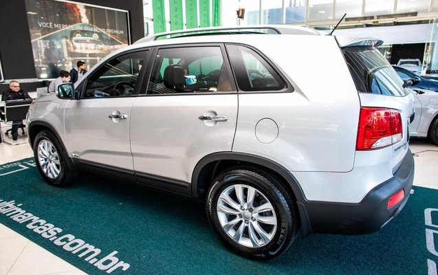 imagem-https://www.socarrao.com.br/sc-vehicle-images-prod/2655070/1785509026139-8281143_2_B_860caacdd3.jpeg