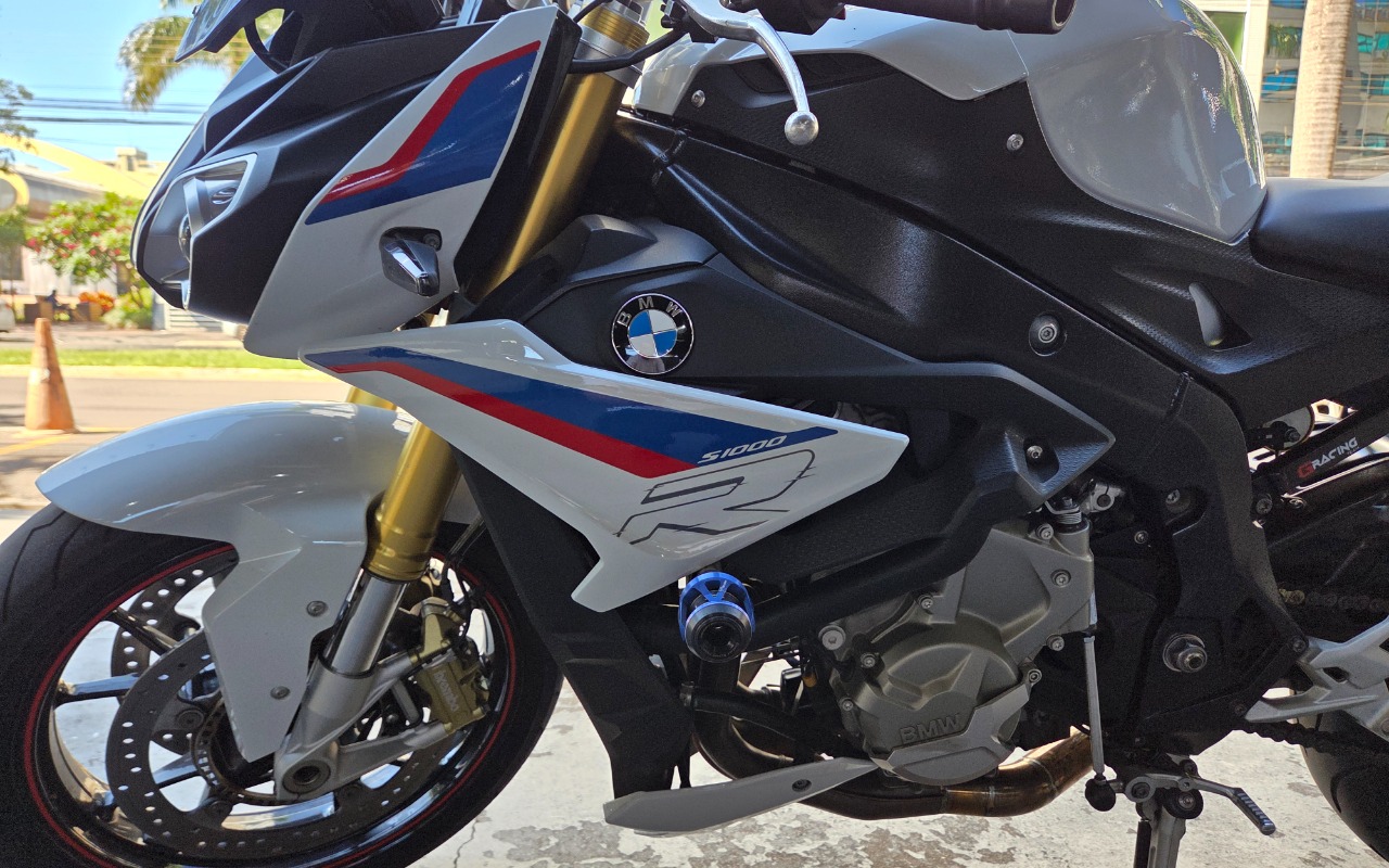 BMW S 1000 R 2018 Branco — foto 1 de 3