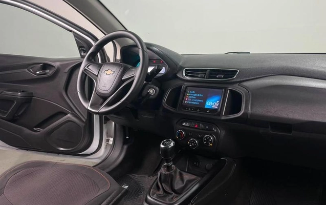 imagem-https://www.socarrao.com.br/sc-vehicle-images-prod/2655385/1792002468784-8281133_15_B_d38a4fef29.jpeg
