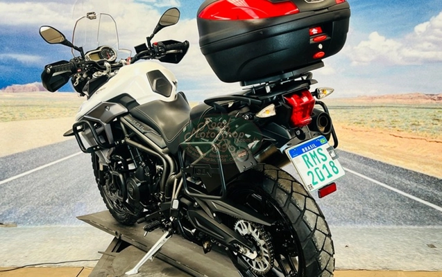 imagem-https://www.socarrao.com.br/sc-vehicle-images-prod/2655791/1784124078621-VElHRVIgODAwIEJSQU5DQV83LmpwZw.jpg