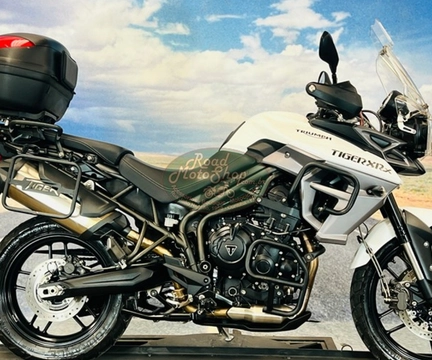 TRIUMPH TIGER 800 XRX 2017 Branco — foto 1 de 3