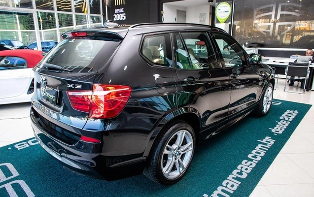 imagem-https://www.socarrao.com.br/sc-vehicle-images-prod/2656029/1785436382934-8281436_10_B_28c95034cc.jpeg