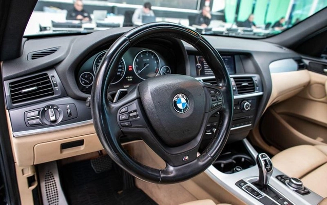 imagem-https://www.socarrao.com.br/sc-vehicle-images-prod/2656029/1785436382938-8281436_18_B_8c3c890fd1.jpeg