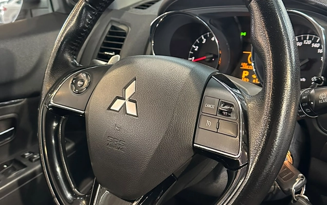 imagem-https://www.socarrao.com.br/sc-vehicle-images-prod/2656465/1784125915951-003_480cb9a75f8dc4f506bd031f5ce068a7.jpeg