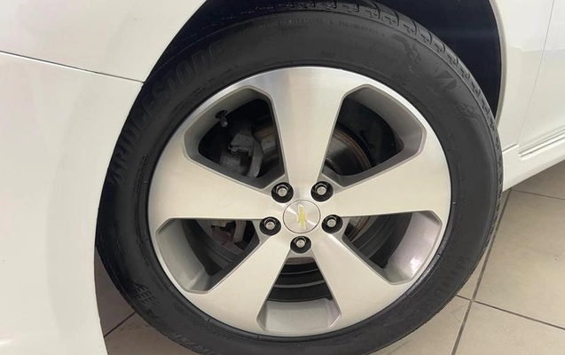 imagem-https://www.socarrao.com.br/sc-vehicle-images-prod/26566/1790189806137-7719260_15_B_2a2e556dd7.jpeg