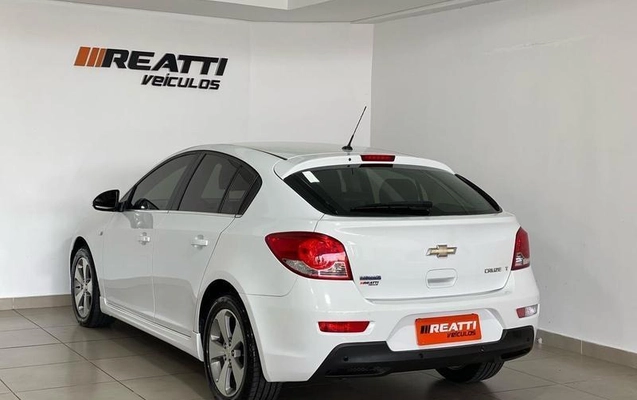 imagem-https://www.socarrao.com.br/sc-vehicle-images-prod/26566/1790189806138-7719260_3_B_26cea91dd3.jpeg