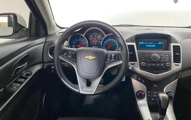 imagem-https://www.socarrao.com.br/sc-vehicle-images-prod/26566/1790189806139-7719260_7_B_5b62fec9fb.jpeg