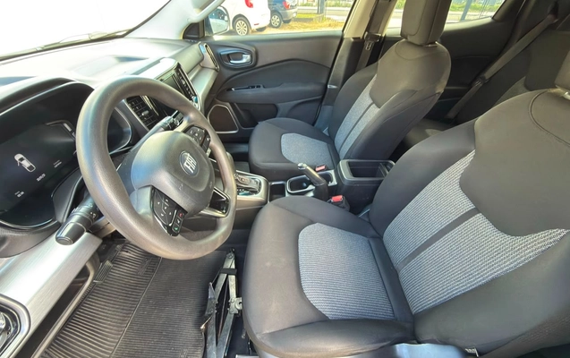 imagem-https://www.socarrao.com.br/sc-vehicle-images-prod/2656675/1784126376509-d2b1fa88-61d8-4df1-8d29-295cdae1f6fd.jpg