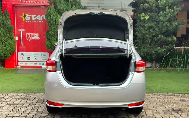 imagem-https://www.socarrao.com.br/sc-vehicle-images-prod/2656687/1789389450347-7aaacff0-320a-4ebd-864d-eb0f377dddfa.jpg