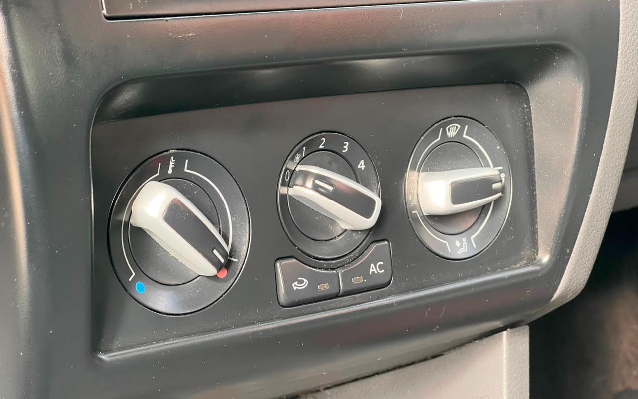 imagem-https://www.socarrao.com.br/sc-vehicle-images-prod/2657105/1784127299643-V2hhdHNBcHAgSW1hZ2UgMjAyNi0wNy0xNSBhdCAxMC4zOC41NC5qcGVn.jpeg