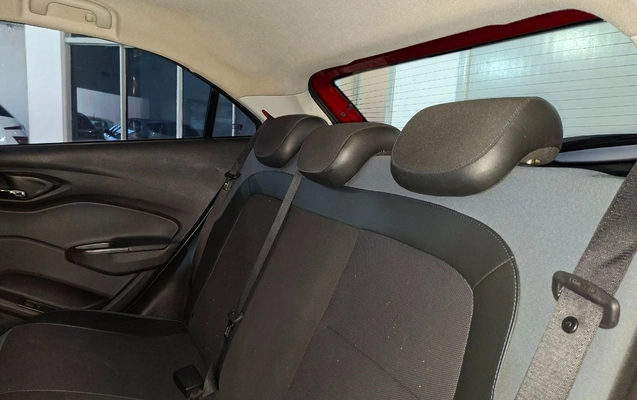 imagem-https://www.socarrao.com.br/sc-vehicle-images-prod/2657378/1784160353386-OS5qcGc.jpg