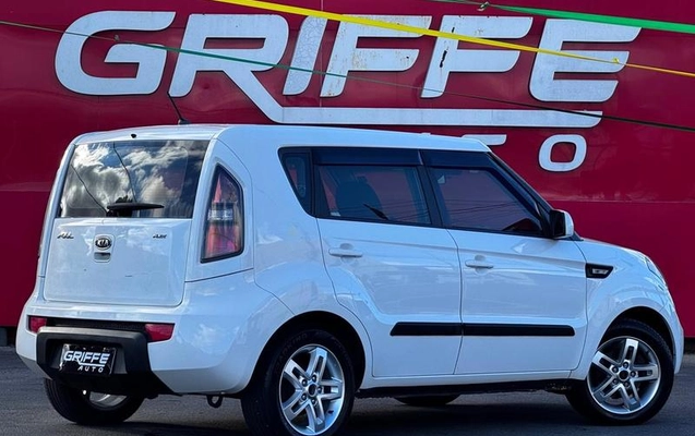 imagem-https://www.socarrao.com.br/sc-vehicle-images-prod/2657383/1787664156908-8209199_4_B_1a0298c6c6.jpeg