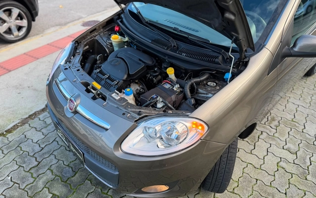 imagem-https://www.socarrao.com.br/sc-vehicle-images-prod/2657514/1784128216279-480080b1-a038-439f-8bfe-8f1a29c52f79.jpg