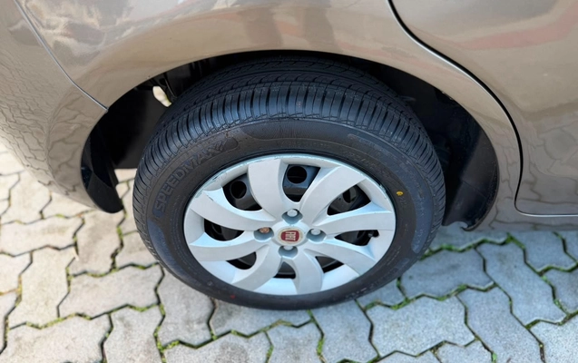 imagem-https://www.socarrao.com.br/sc-vehicle-images-prod/2657514/1784128216284-4deb047a-a632-41b5-8170-c2ab84e8df7e.jpg