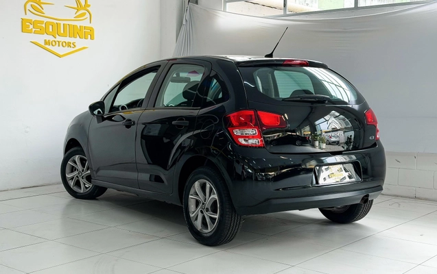 imagem-https://www.socarrao.com.br/sc-vehicle-images-prod/2657762/1784128623135-4e7065a202564609809d7a8970033eb8_1784128563043.jpg
