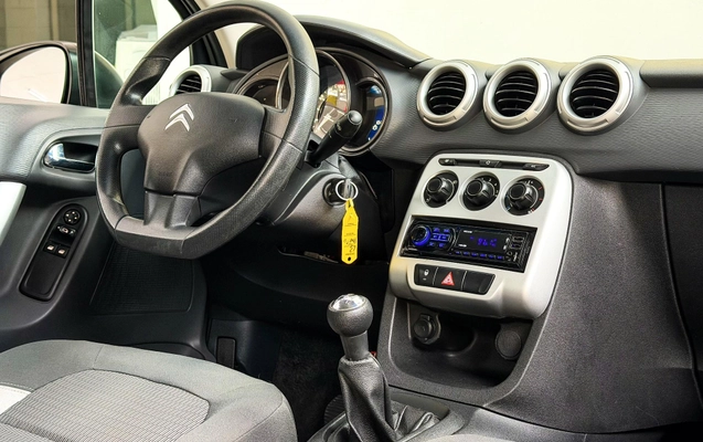 imagem-https://www.socarrao.com.br/sc-vehicle-images-prod/2657762/1784128623136-173eeeb22e30474ab53fa6bc9f595ed9_1784128578589.jpg
