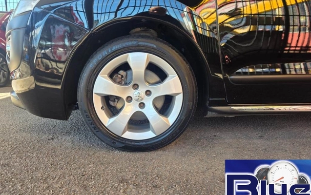 imagem-https://www.socarrao.com.br/sc-vehicle-images-prod/2659024/1784130733202-MjktMTAuanBlZw.jpeg