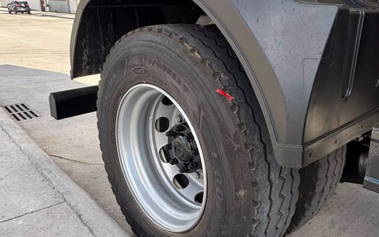 imagem-https://www.socarrao.com.br/sc-vehicle-images-prod/2659844/1784132444549-V2hhdHNBcHAgSW1hZ2UgMjAyNi0wNy0xNCBhdCAxOC4wNy40OSAoMSkuanBlZw.jpeg