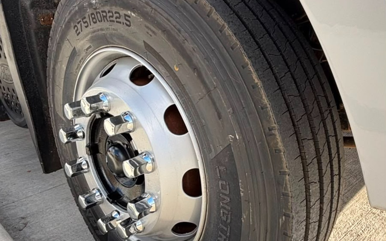 imagem-https://www.socarrao.com.br/sc-vehicle-images-prod/2659844/1784132445113-V2hhdHNBcHAgSW1hZ2UgMjAyNi0wNy0xNCBhdCAxOC4wNy40OS5qcGVn.jpeg