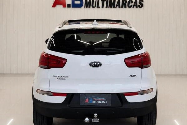 imagem-https://www.socarrao.com.br/sc-vehicle-images-prod/2660393/1788197255525-8246248_7_B_40db48a2ff.jpeg