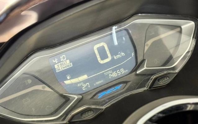 imagem-https://www.socarrao.com.br/sc-vehicle-images-prod/2660416/1785355353505-7854561_9_B_62cd19cfab.jpeg