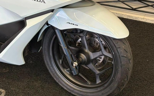 imagem-https://www.socarrao.com.br/sc-vehicle-images-prod/2660431/1784133441348-8121253_1_B_389912d05a.jpeg