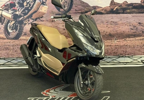 Honda PCX 160 DLX 2026 Preto — foto 1 de 3