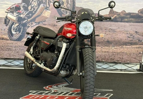 Triumph STREET TWIN 900cc 2020 Vermelho — foto 1 de 3