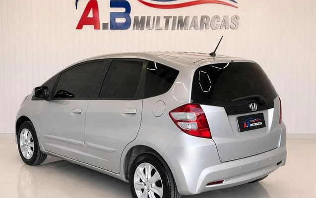 imagem-https://www.socarrao.com.br/sc-vehicle-images-prod/2661338/1788197401389-8281958_1_B_6f487effb7.jpeg