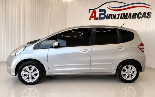 imagem-https://www.socarrao.com.br/sc-vehicle-images-prod/2661338/1788197401424-8281958_10_B_30340d3acd.jpeg