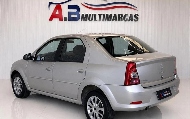 imagem-https://www.socarrao.com.br/sc-vehicle-images-prod/2661450/1788359771366-8252476_6_B_009abd4b48.jpeg