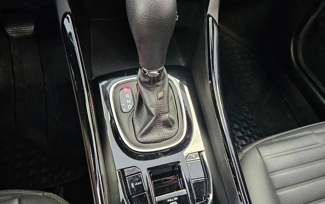 imagem-https://www.socarrao.com.br/sc-vehicle-images-prod/2662863/1788543389909-8282644_3_B_28088928c4.jpeg