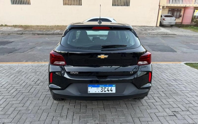 imagem-https://www.socarrao.com.br/sc-vehicle-images-prod/2663266/1785271461668-8279549_6_B_9b6a321cd3.jpeg