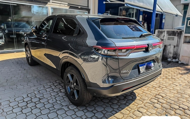 imagem-https://www.socarrao.com.br/sc-vehicle-images-prod/2663359/1784655043930-00e40951-656b-4ccb-aa1a-0d55a4b0948d.jpg