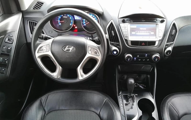imagem-https://www.socarrao.com.br/sc-vehicle-images-prod/2664432/1789668279721-8184486_17_B_a93588df9f.jpeg