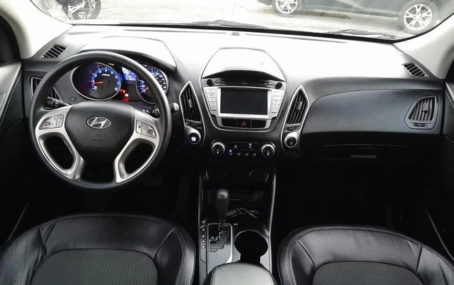 imagem-https://www.socarrao.com.br/sc-vehicle-images-prod/2664432/1789668279723-8184486_18_B_a58b319d71.jpeg