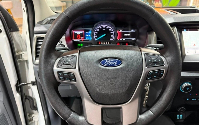 imagem-https://www.socarrao.com.br/sc-vehicle-images-prod/2664594/1784140906221-vehicle_image_1784140845_c73f22dfd85255ed91c45dc5a895a324.jpeg